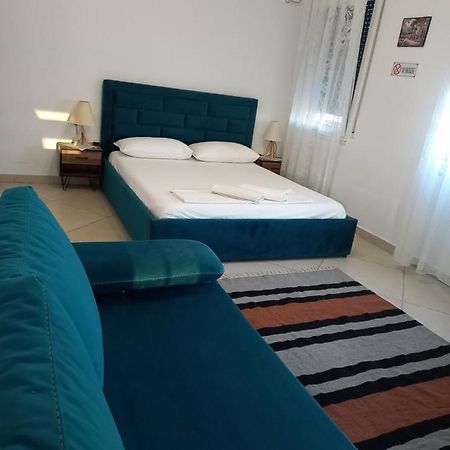 Guesthouse Bela 地拉那 外观 照片