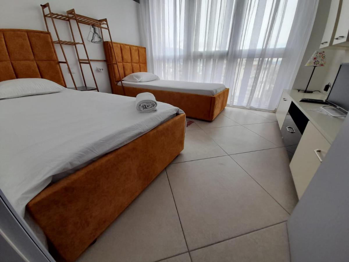 Guesthouse Bela 地拉那 外观 照片