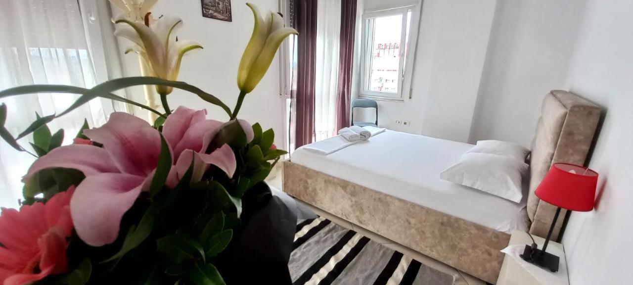 Guesthouse Bela 地拉那 外观 照片