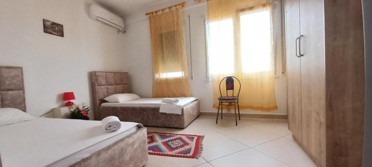 Guesthouse Bela 地拉那 外观 照片